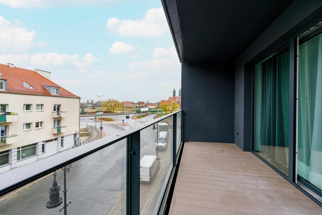Apartments Poznan Chwaliszewo Residence With Free Garage By Noclegi Renters Екстериор снимка