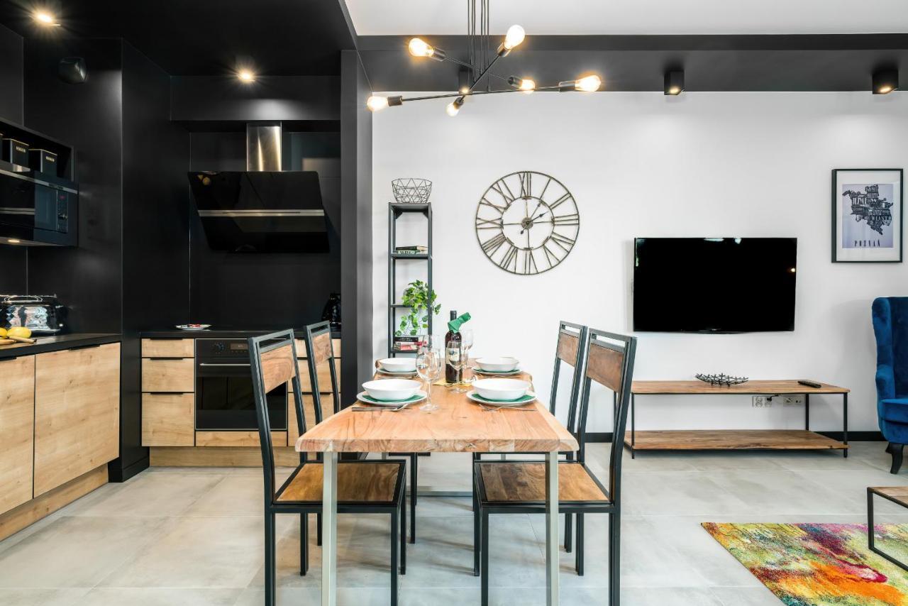 Apartments Poznan Chwaliszewo Residence With Free Garage By Noclegi Renters Екстериор снимка